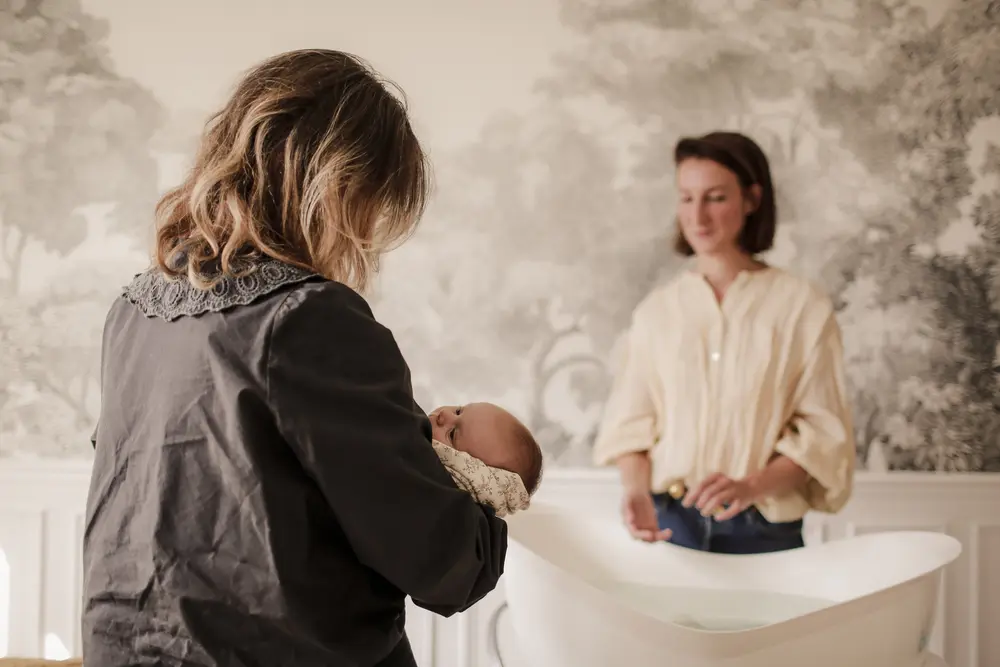 bain-bebe-massage-bebe-paris-colombes